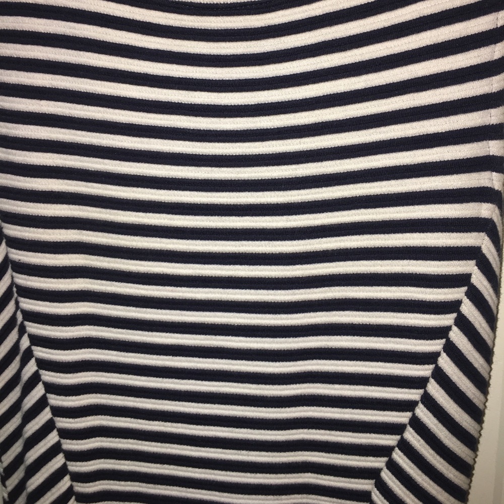 Fit & flare dress ๐ - Picture 2 of 2
