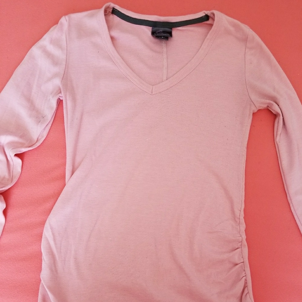 Light pink maternity shirt