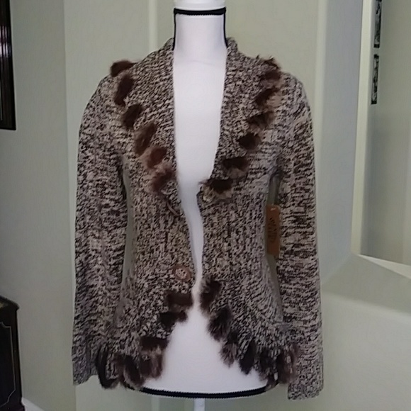 Identity Club Sweater - Picture 6 of 8