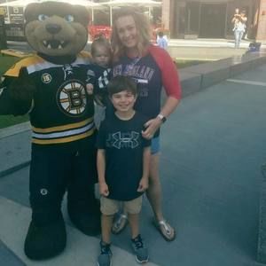 Meet your Posher, Corina