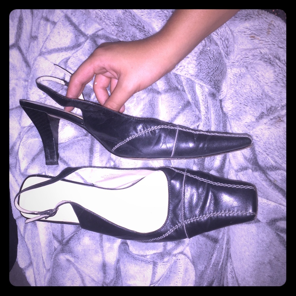 Nine West black leather heels