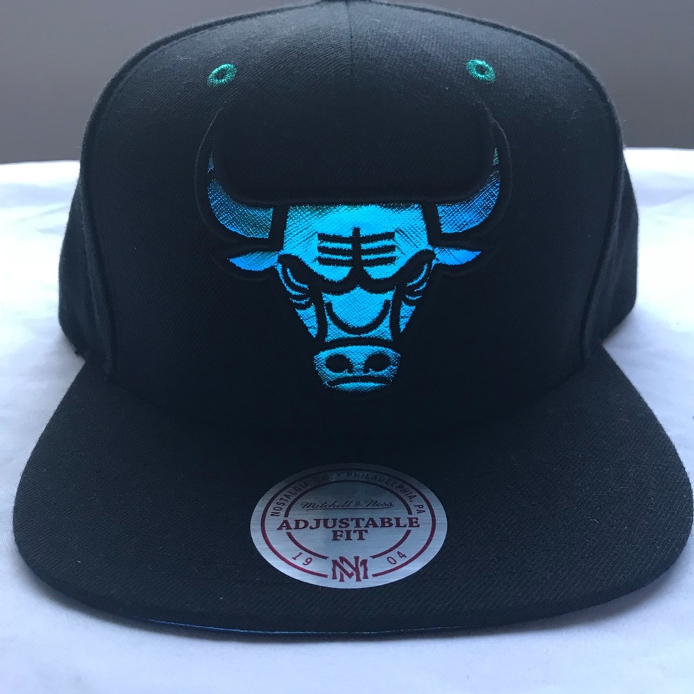 Chicago Bulls Mitchell and Ness SnapBack