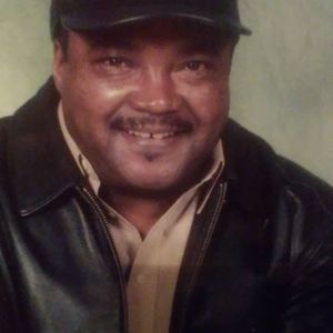 Meet your Posher, Latosha