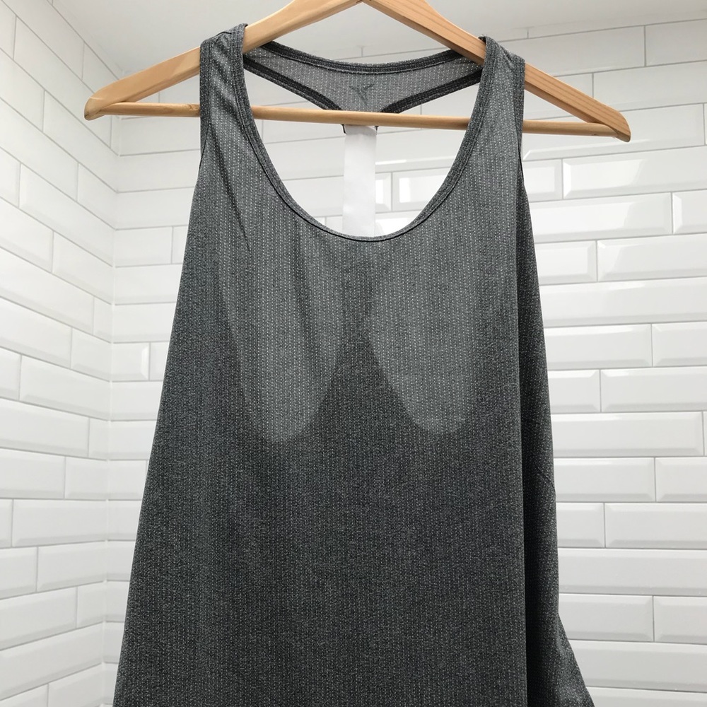 🆕 Old Navy Active Go Dry Tank-Light Gray (w/tags)