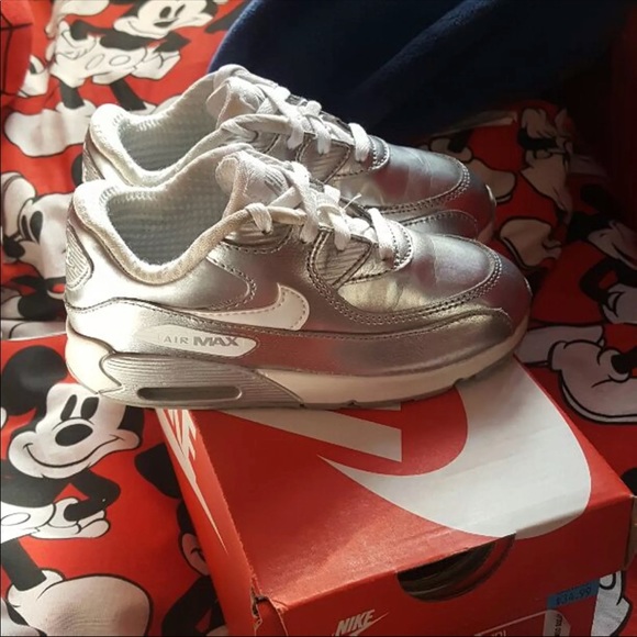 Sold - Picture 3 of 4