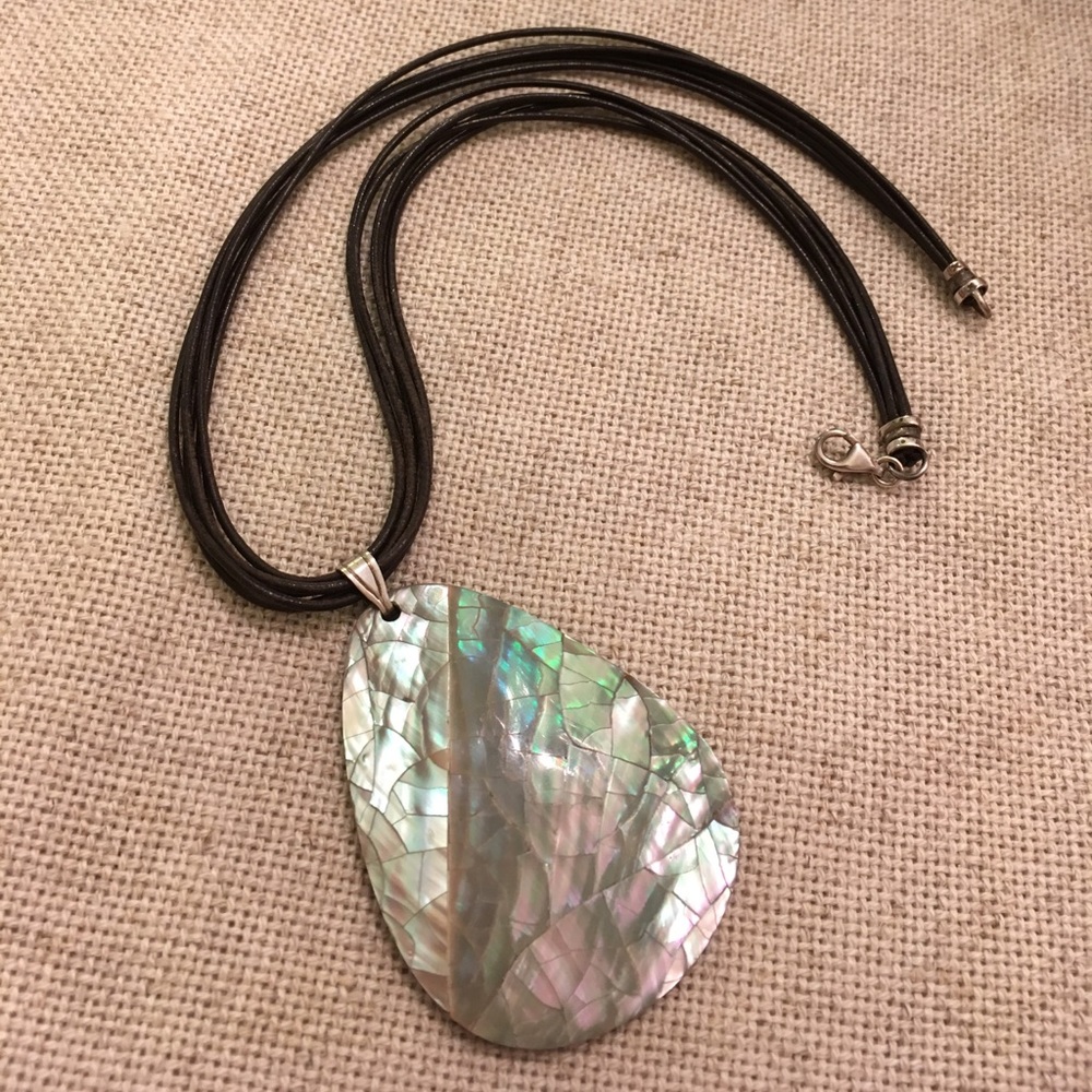 Brown Corded Leather Necklace with Shell Pendant - Picture 6 of 8
