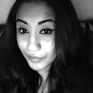 Meet your Posher, Desi