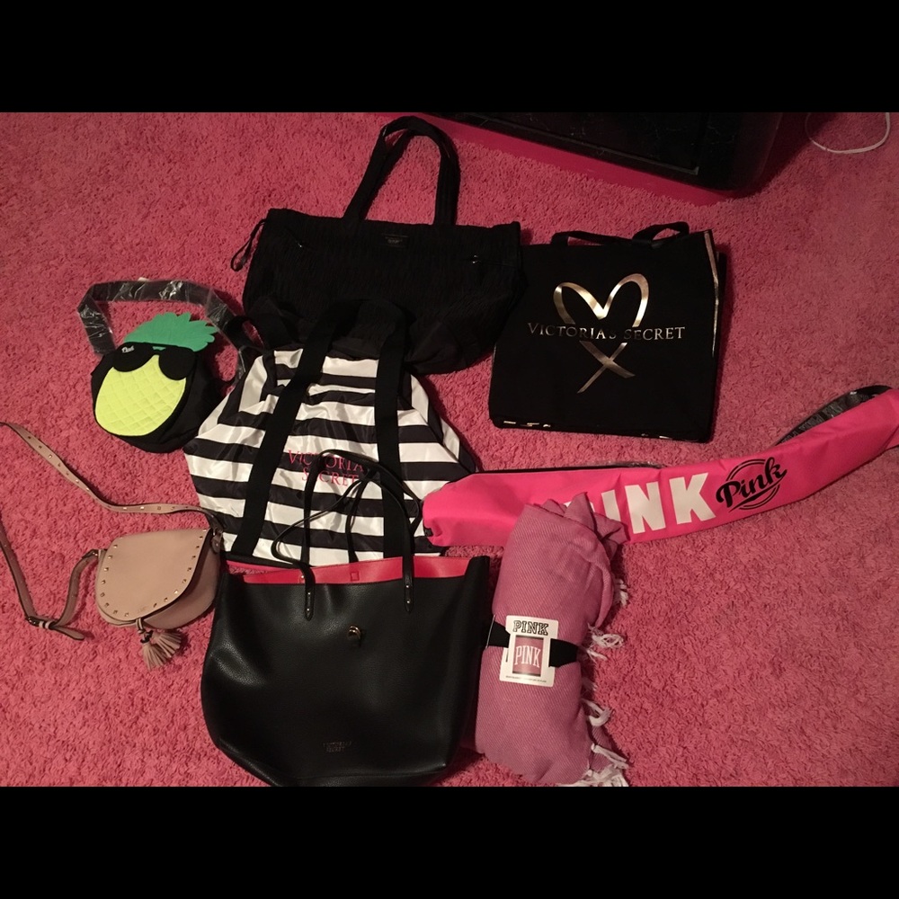 Victoria Secret/Pink totes crossbody coolers &more