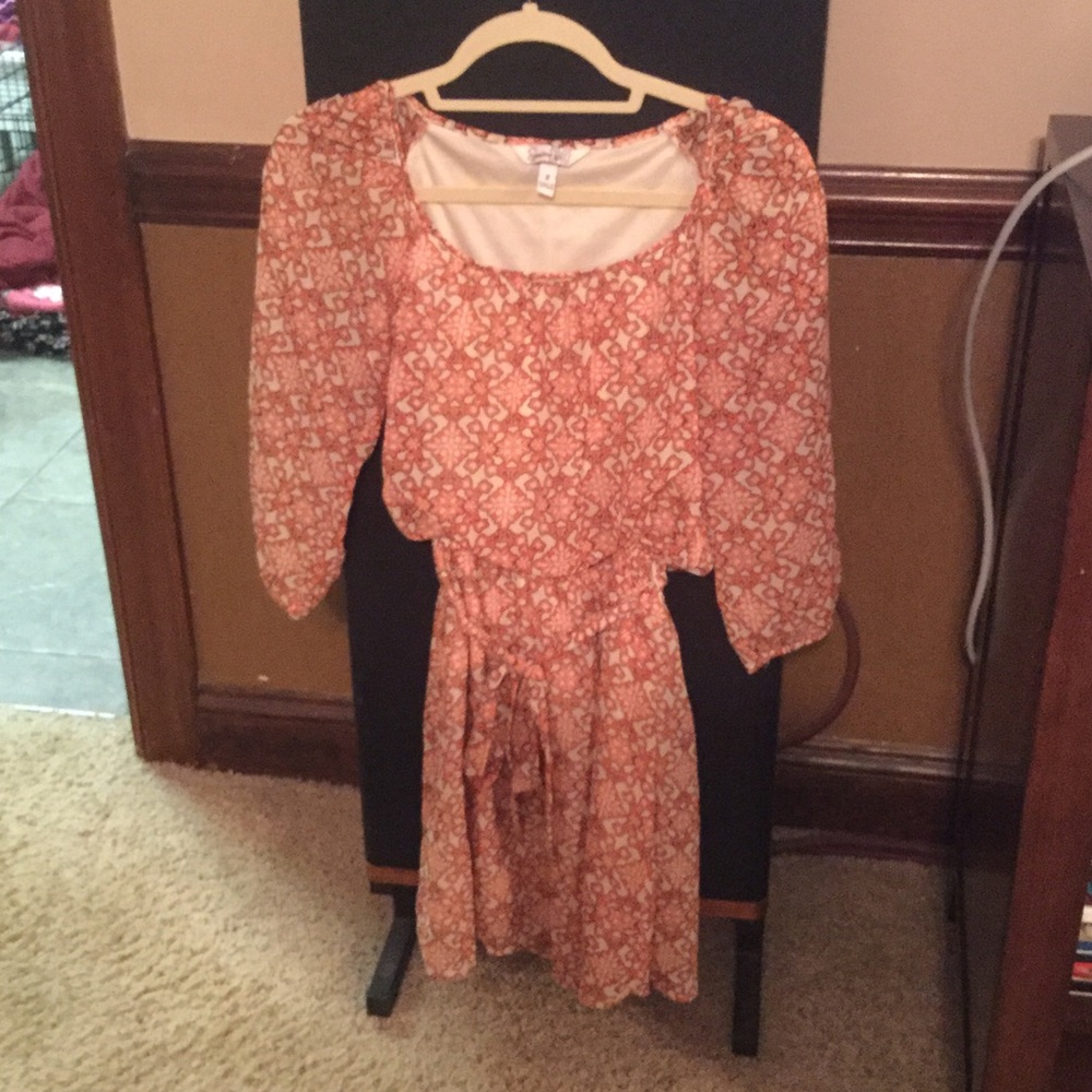 Dress - Picture 3 of 4