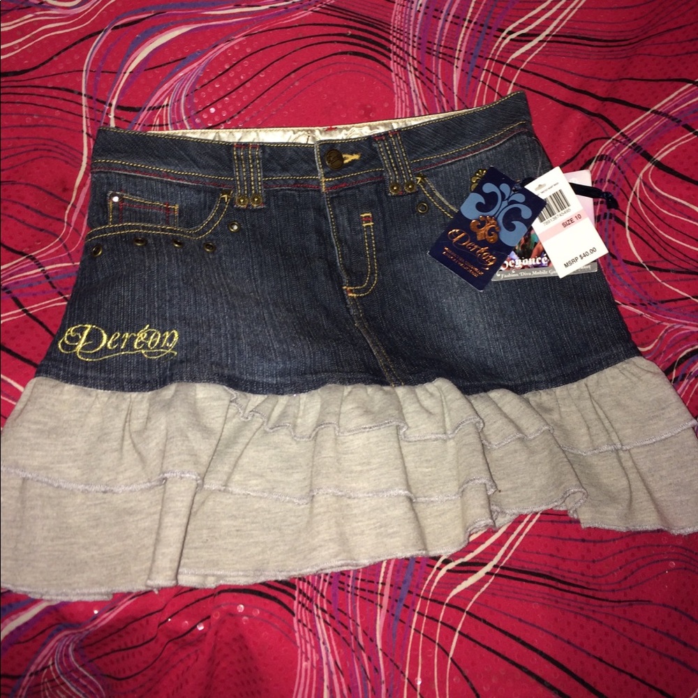 Dereon skirt size 10