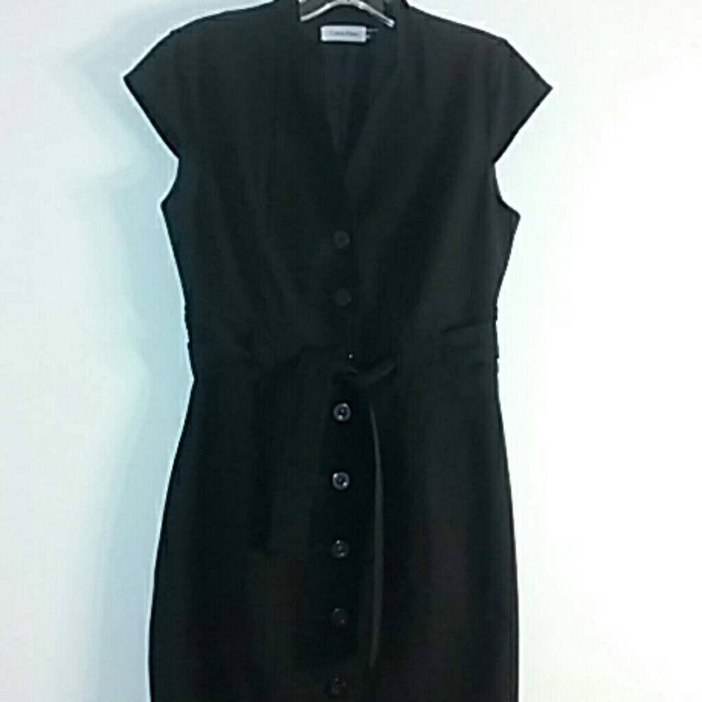Dress - Picture 2 of 4