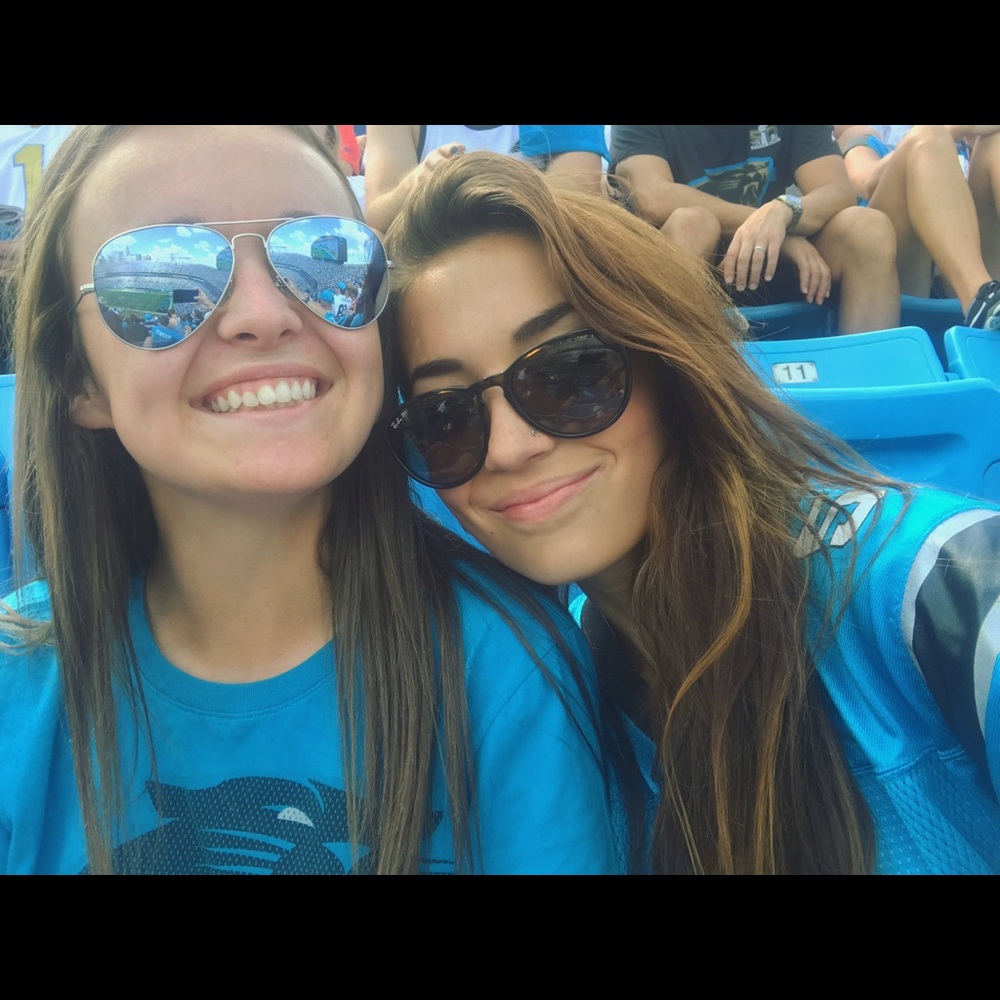 Meet your Posher, Bailey