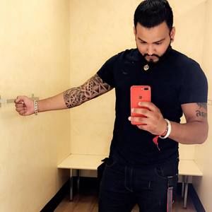 Meet your Posher, Ashwinder