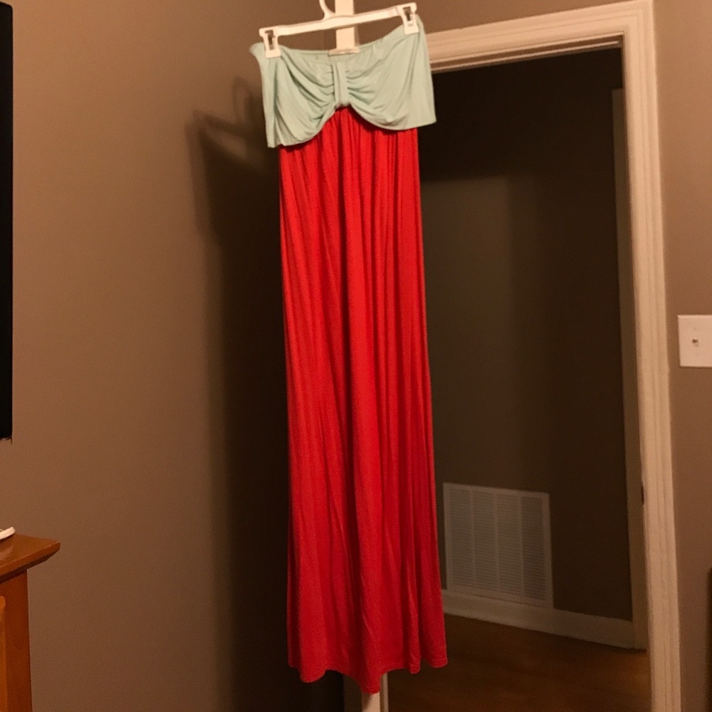 Strapless maxi dress with bow top!