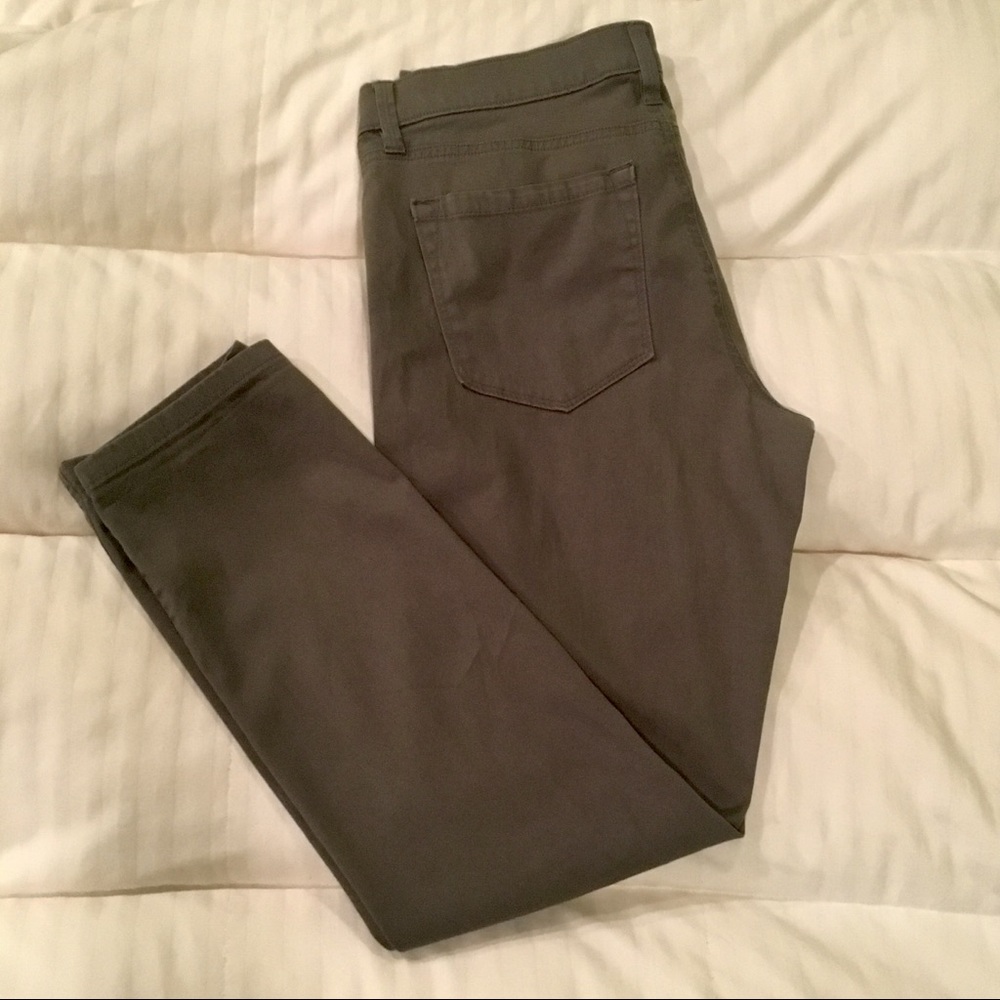 Loft Olive Green Skinny Pant