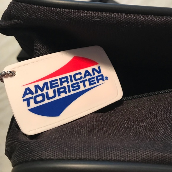 NIB Black American Tourister boarding bag - Picture 5 of 5