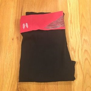 Victoria’s Secret yoga pants