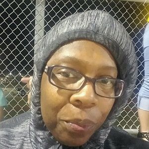 Meet your Posher, Kandi