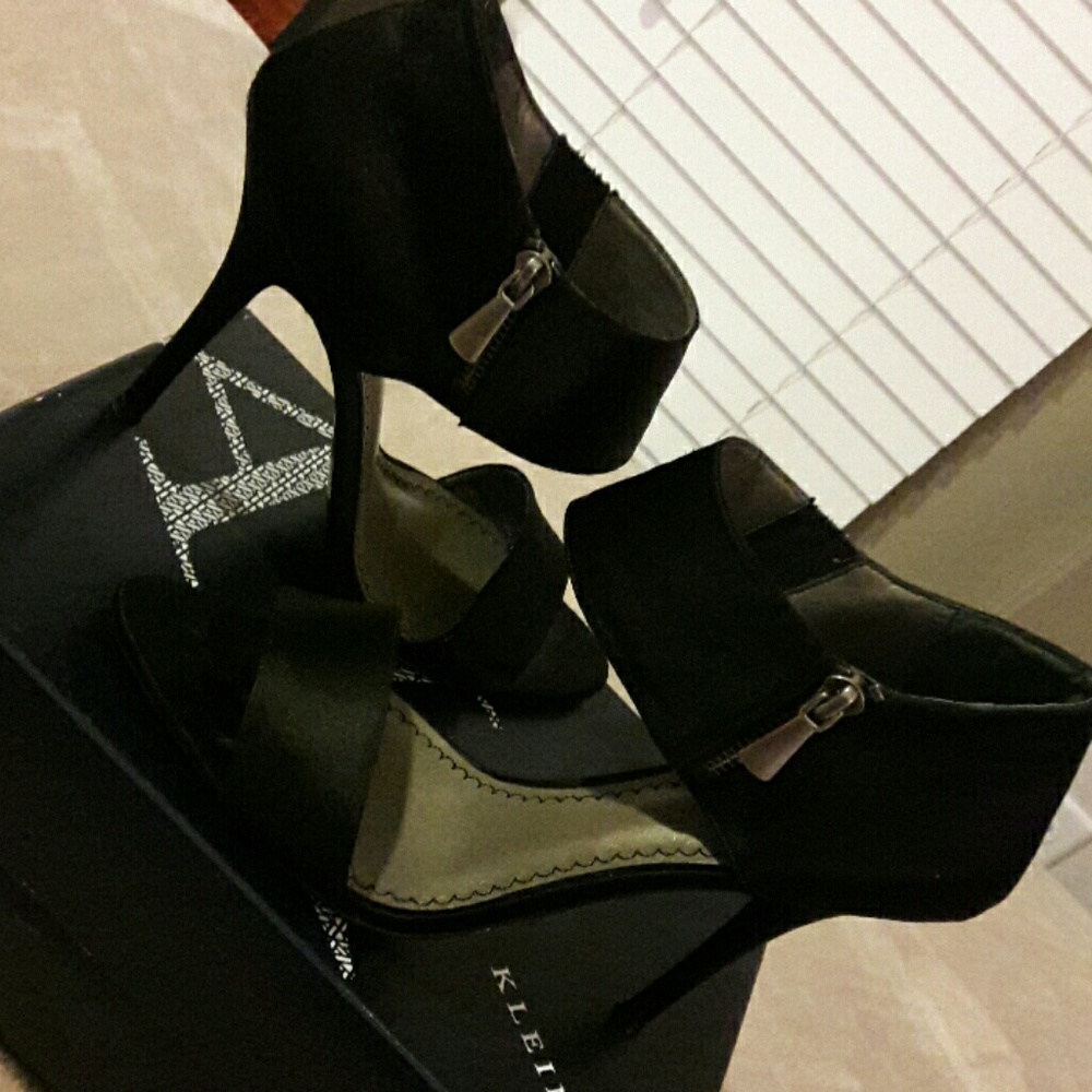Black satin shoes