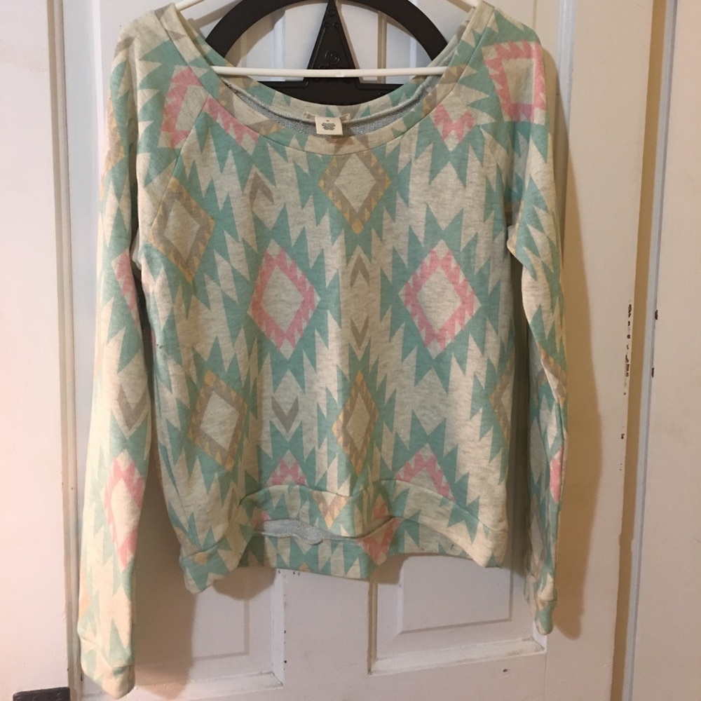 Patterned wide neck sweater