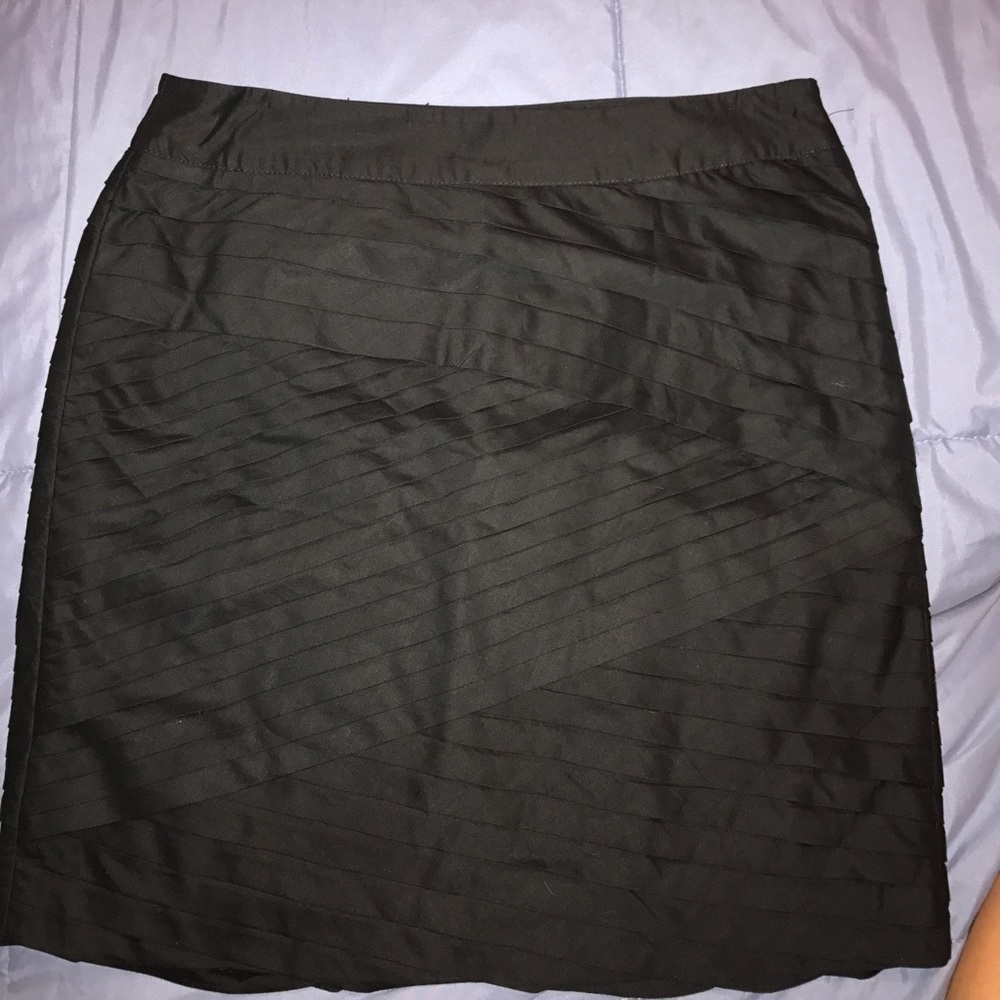 White House Black Market black layered skirt