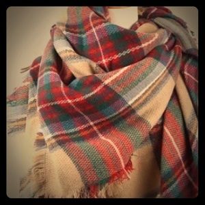 Super cute blanket scarf!