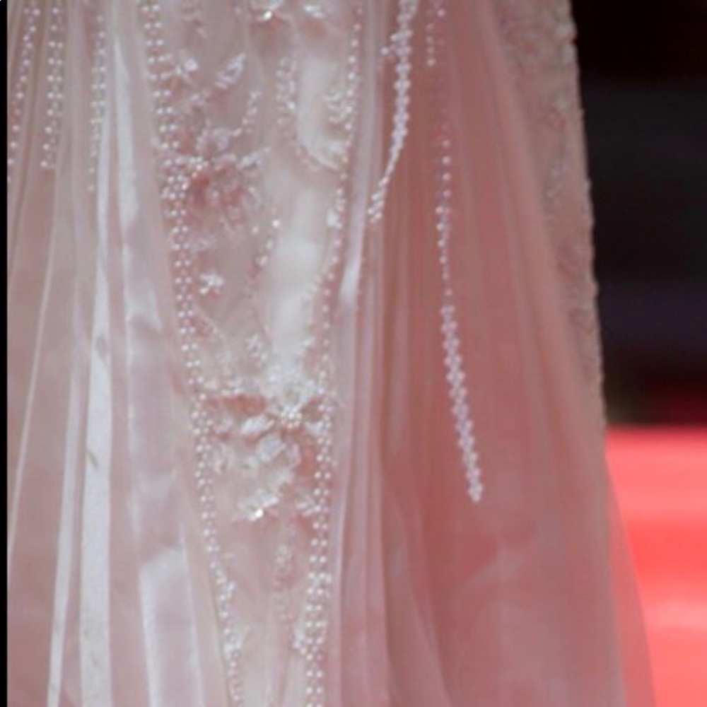 Wedding dress for sale - Picture 4 of 5