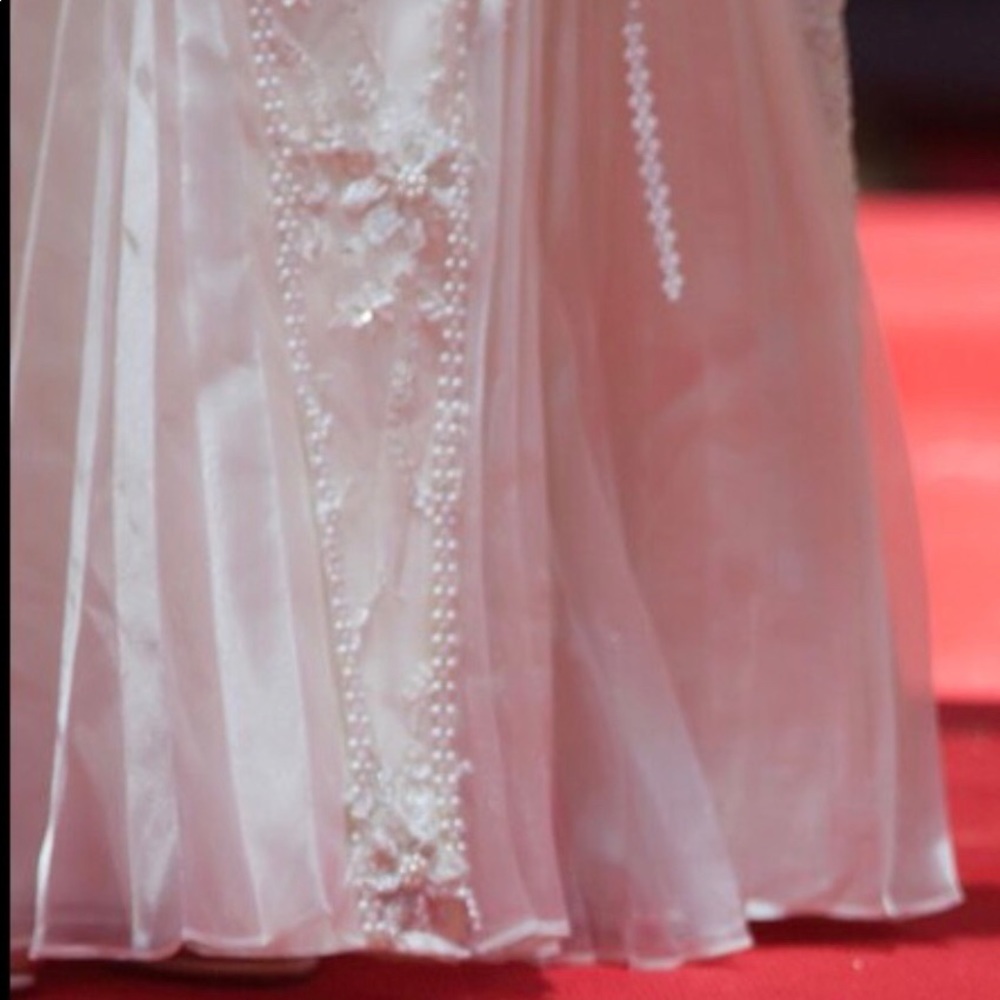 Wedding dress for sale - Picture 5 of 5