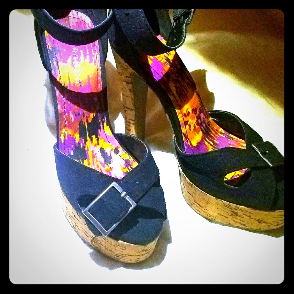 Black Platform Sandals 👠👡👢