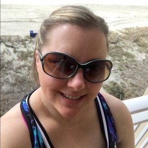 Meet your Posher, Jenny