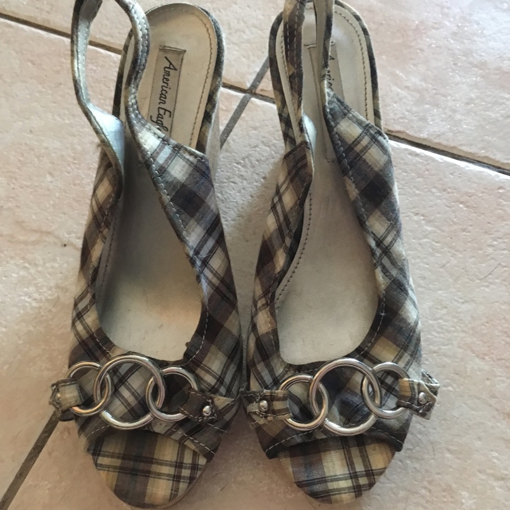 Size 10 wedges