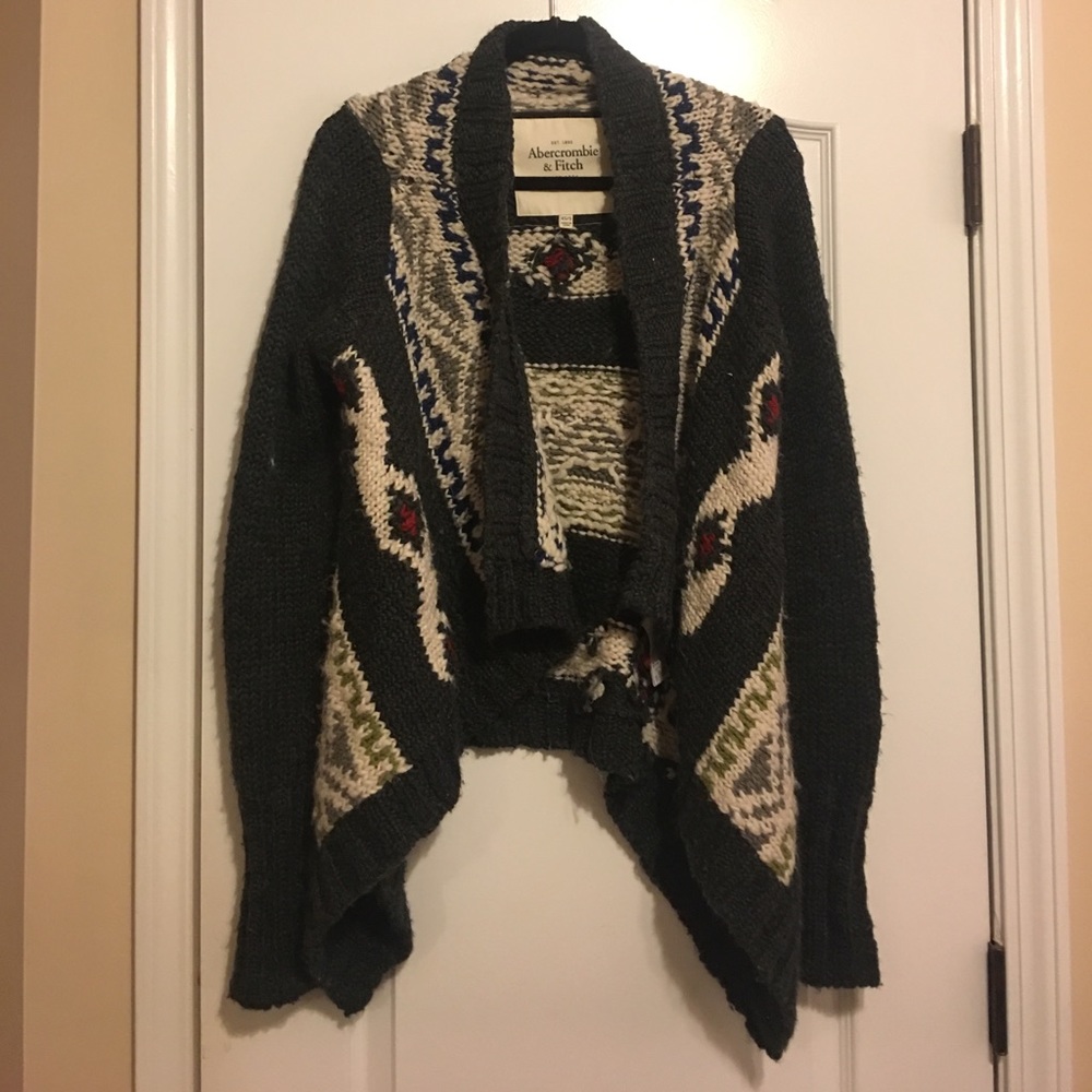 Abercrombie & Fitch Sweater