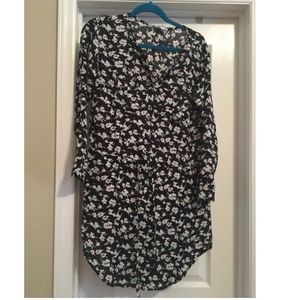 Boutique XS dress.  Fits like a small.  New