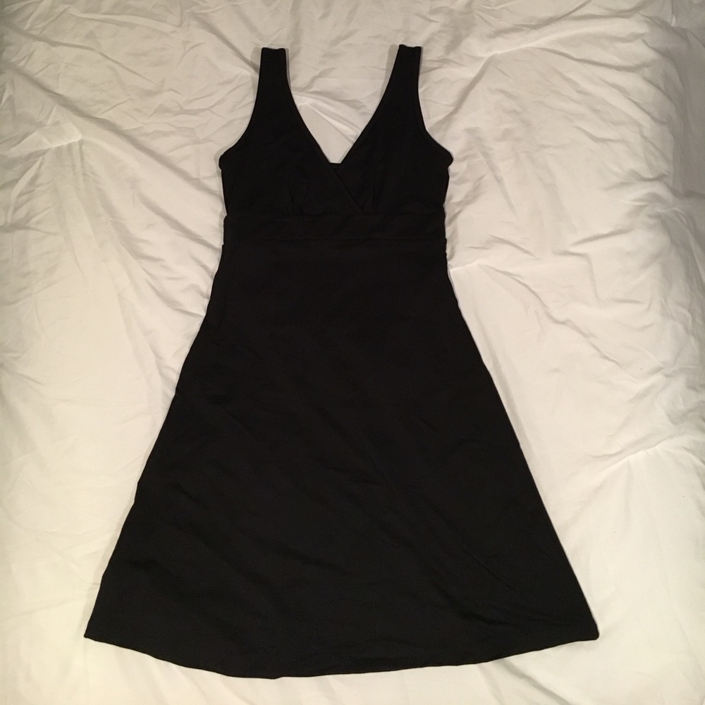 NWOT XS Patagonia Black Athletic Dress