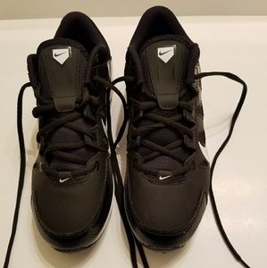 NIKE Ladies Hyperdiamond Cleats