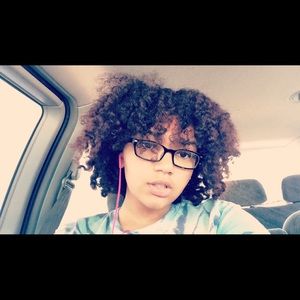 Meet your Posher, Lynn