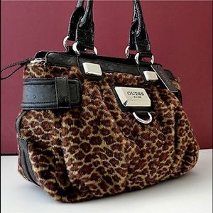 GUESS RACHELLE ZOO HANDBAG