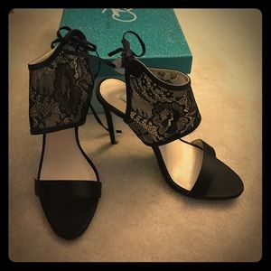 Betsey Johnson Sloan Sandal
