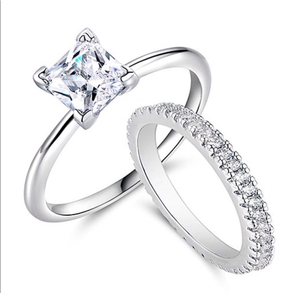 🆕  2 Pc Cubic Zirconia & Silvertone Ring Set-Sz 5