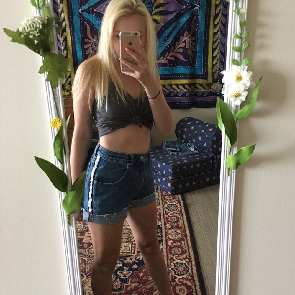 VINTAGE TOMMY HILFIGER SHORTS