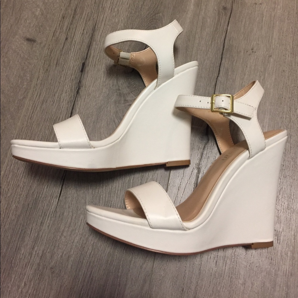 Cathy Jean White Wedges