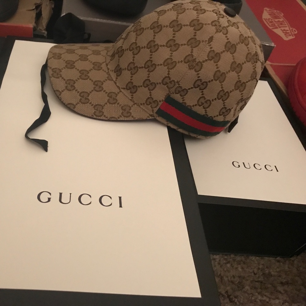 Gucci hat