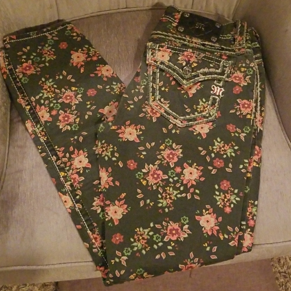 Miss Me ankle skinny floral pants