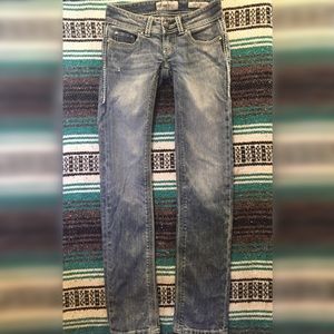 Daytrip Leo Straight Size 23R NWOT
