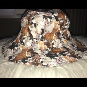 Like New VANS ASPCA Zumiez Various Cat Bucket Hat