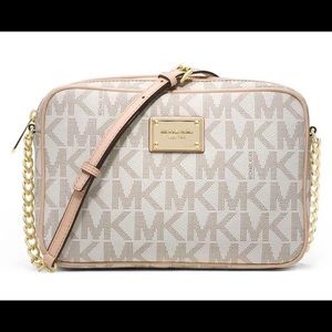 Michael Kors Jet Set Large Crossbody in Vanilla