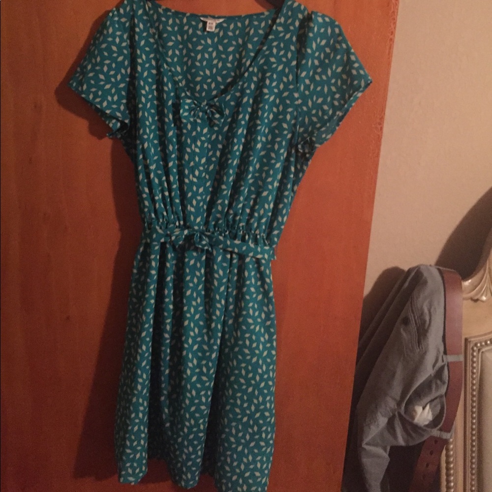 Green and cream dress.