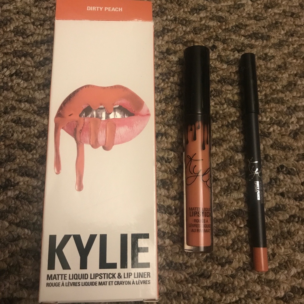 Kylie Matte Liquid Lipstick & Lip Liner 💄💋👄