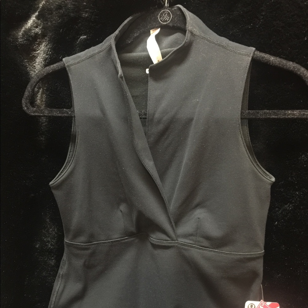 Lululemon Whisper tank NWT size 8/10