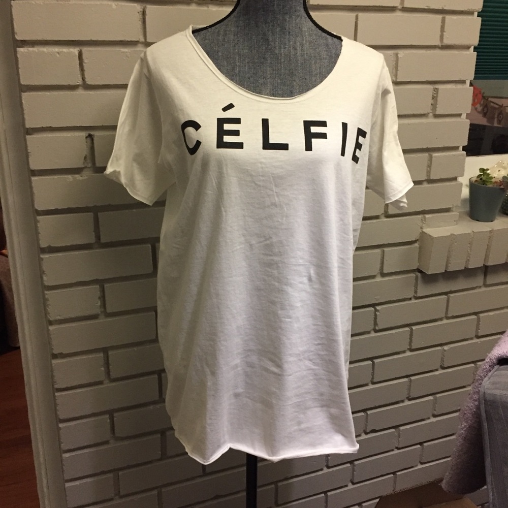 Célfie - Céline Novelty Tee NWOT